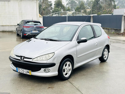 Peugeot 206 1.4i