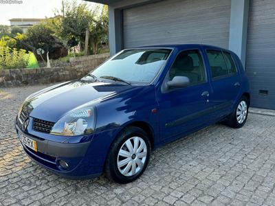 Renault Clio 1.1