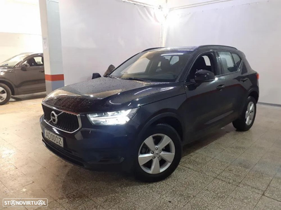 Volvo XC 40 2.0 D3 Momentum Core