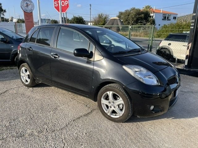 Toyota Yaris undefined