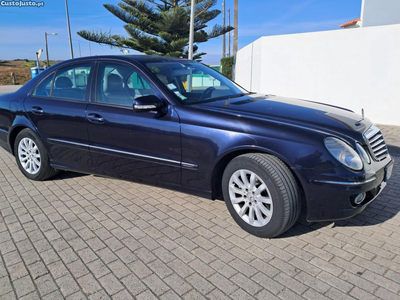 Mercedes-Benz E 200 Elegance kompressor 211