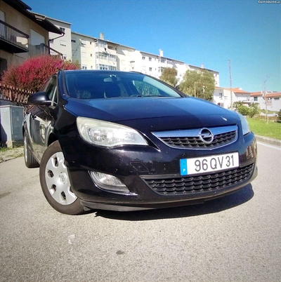 Opel Astra J 1.7 cdti Sports Tourer