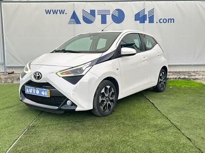 Toyota Aygo 1.0 X-Play Plus