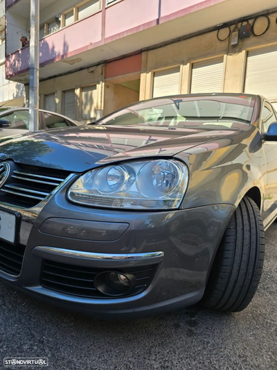 VW Jetta 1.6 TDi Confortline