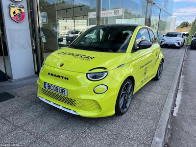 Abarth 695 Scorpionissima 156CV 100% Elétrico