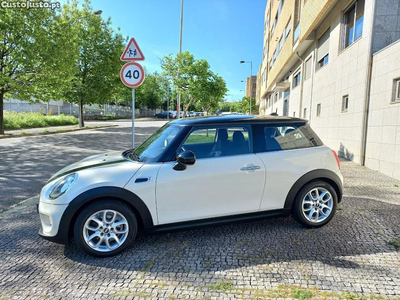 MINI Cooper 1.5 D 116cv Sport