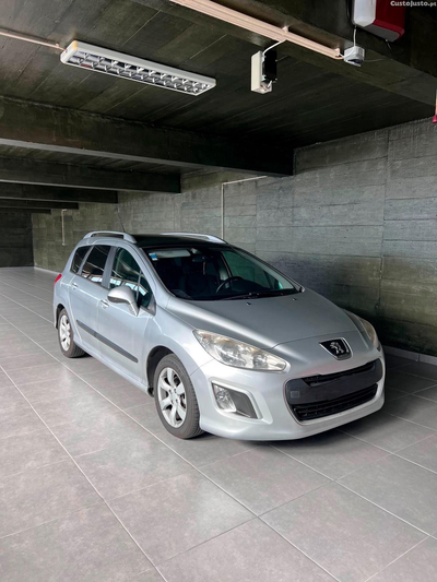 Peugeot 308 1.6 hdi premium