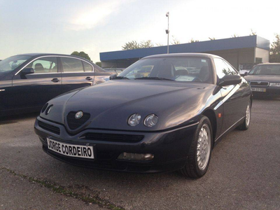 Alfa Romeo GTV 2.0 V6 TB