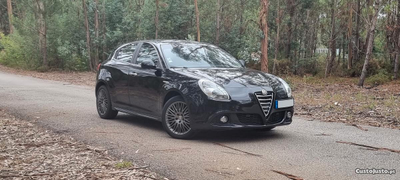 Alfa Romeo Giulietta 1.6 JTDm Distinctive Nacional