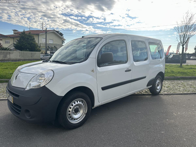 Renault Kangoo 1.5 DCI 5 Lugares Maxi