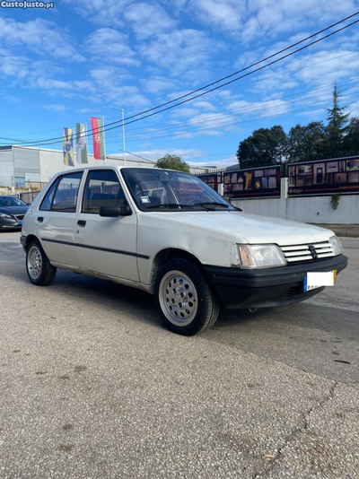 Peugeot 205 XRD