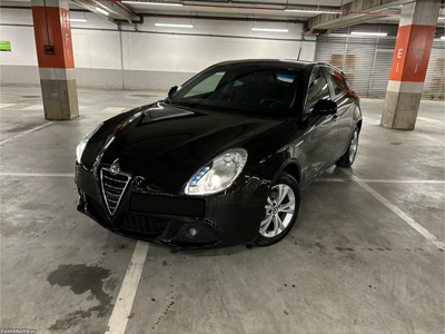 Alfa Romeo Giulietta Distinctive