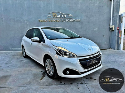 Peugeot 208 1.6 BlueHDi Style