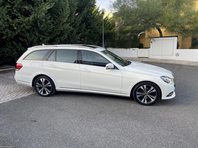 Mercedes-Benz E 300 BlueTec Hybrid Avantgarde