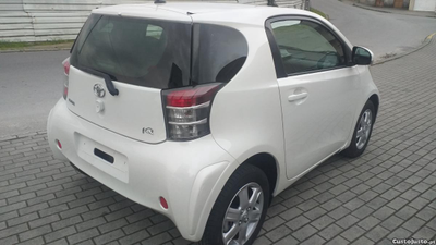 Toyota iQ Gasolina