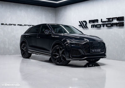 Audi RS Q8 4.0 TFSI quattro Tiptronic