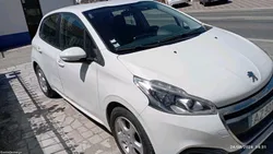 Peugeot 208 1.6