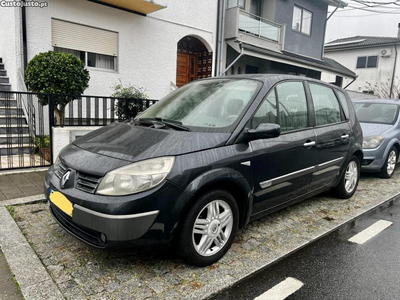 Renault Scénic 1.5DCi 105cv cx6