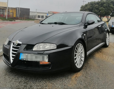 Alfa Romeo GT JTD