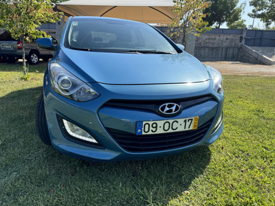 Hyundai i30 1.4 crdi blue drive