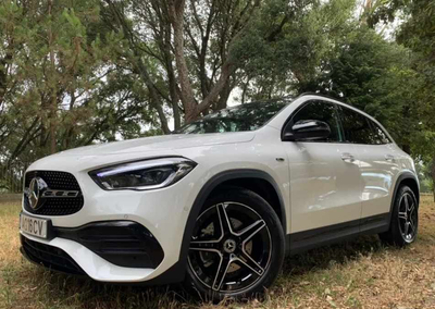 Mercedes-Benz GLA 220 D 4Matic AMG Line