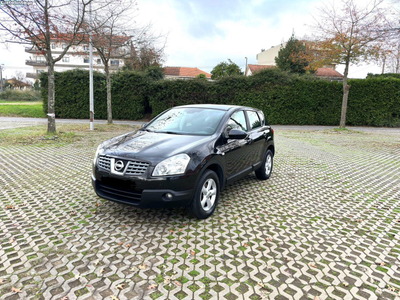 Nissan Qashqai 1.5 turbo diesel impecável