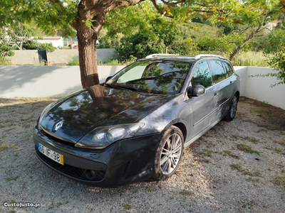 Renault Laguna 2.0 dCi GT 4CONTROL