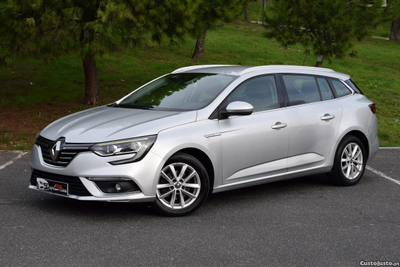 Renault Mégane 1.5 Sport Tourer Itens