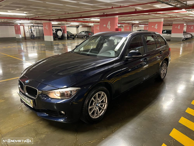 BMW 318 d Touring