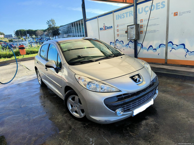 Peugeot 207 1.4 16v