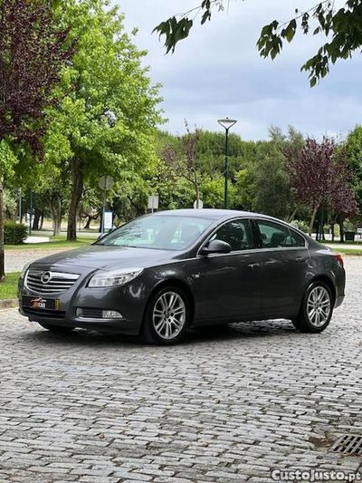 Opel Insignia 2.0 NACIONAL 117 MIL KMS ÚNICO DONO