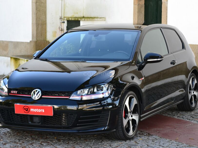 Volkswagen Golf 2.0 TSi GTi DSG Performance