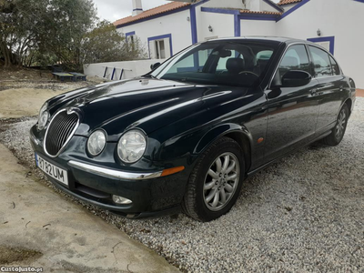 Jaguar S-Type 2.5 V6 Executive