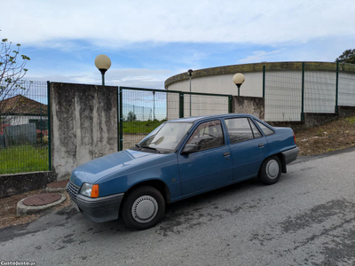 Opel Kadett E