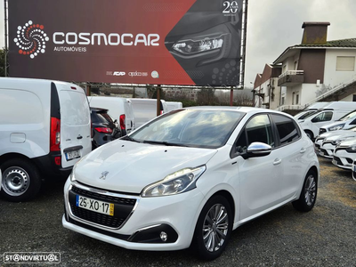 Peugeot 208 1.2 PureTech Signature