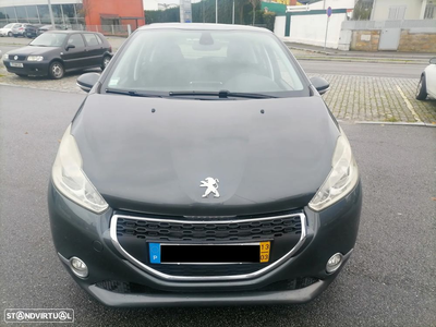 Peugeot 208 1.4 HDi Active