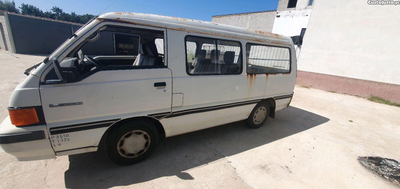 Mitsubishi L300 7 lugares