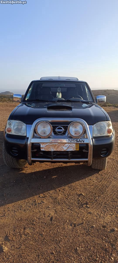 Nissan Navara D22