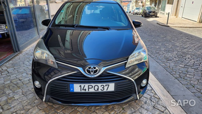 Toyota Yaris 1.0 VVT-i Comfort+P.Style+P.Techno+P.Sport de 2015