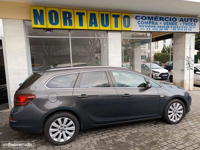 Opel Astra Sports Tourer 1.4 T Cosmo S/S