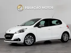 Peugeot 208 1.2 PureTech Signature