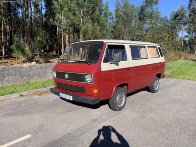 VW Caravelle 253DF