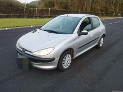 Peugeot 206 1.1