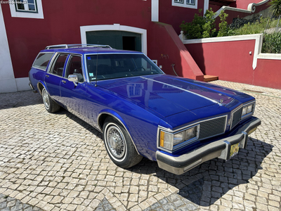 Oldsmobile Custom Cruiser 5.7 V8 Diesel - Delta 88 - Wagon