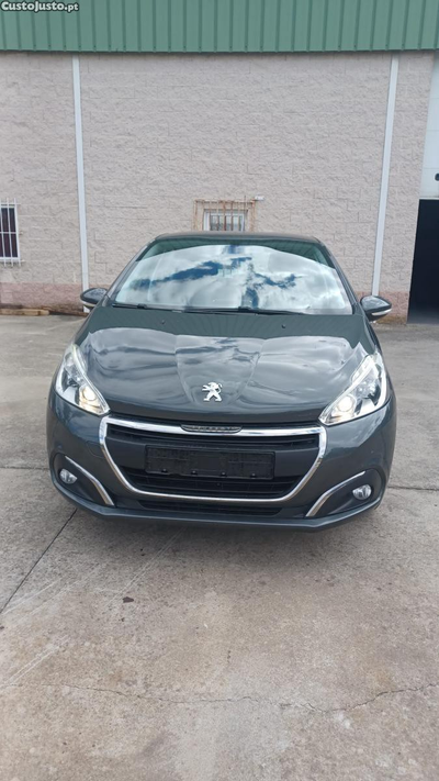 Peugeot 208 1.6hdi