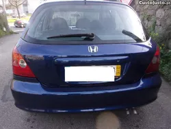 Honda Civic 1.7 CDTI (Diesel) de 5 Portas 100 CV Impecável - 02