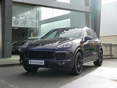 Porsche Cayenne S E-Hybrid