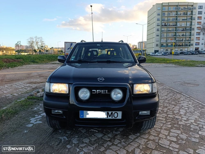 Opel Frontera 2.2 DTi Sport RS