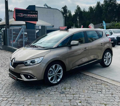 Renault Scénic undefined