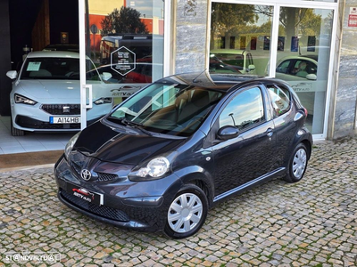 Toyota Aygo 1.0 + MMT